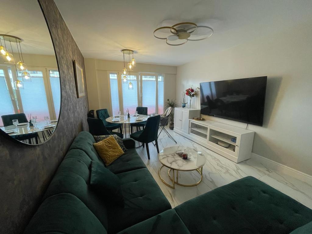 Apartmán St George Antibes Exteriér fotografie